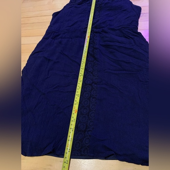 Kismet Elegant Navy Blue Sleeveless Dress - Picture 12 of 14